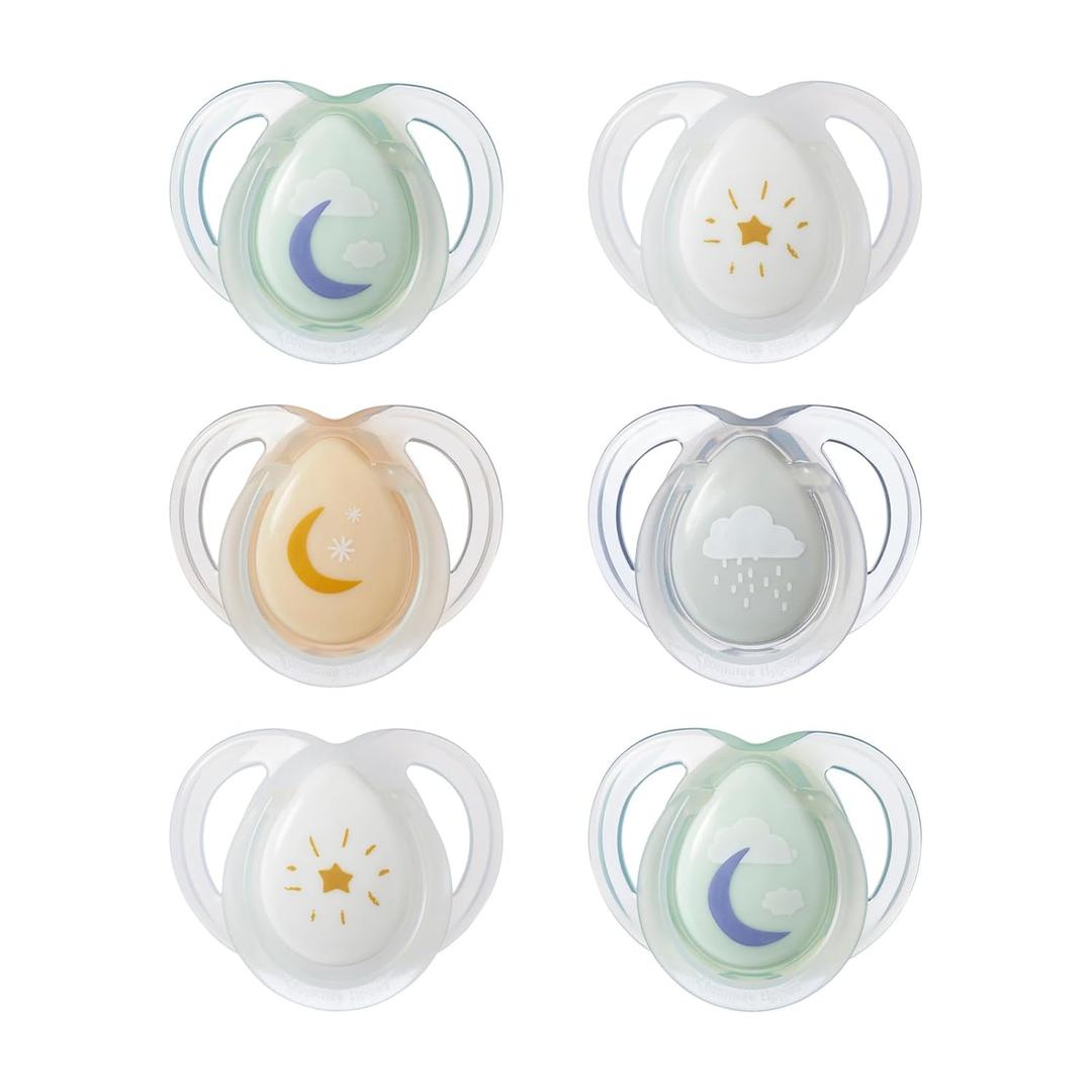 Tommee Tippee Night Time Pacifier, 0-6 Months, Symmetrical Silicone Baglet, BPA-Free Binkies, Glow in The Dark Technology, Blue Pastels, Pack of 6