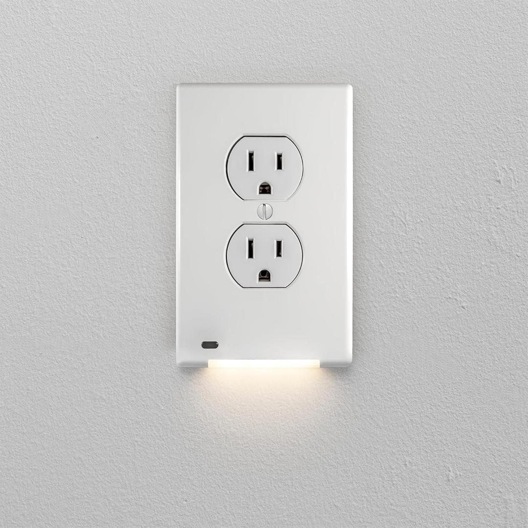 AMERELLE Universal LumiCover Wallplate with Built-In Night Light, Standard Duplex, White, 4-Pack - Easy DIY Installation, Convenient Low-Profile Design, for GFCI Outlets