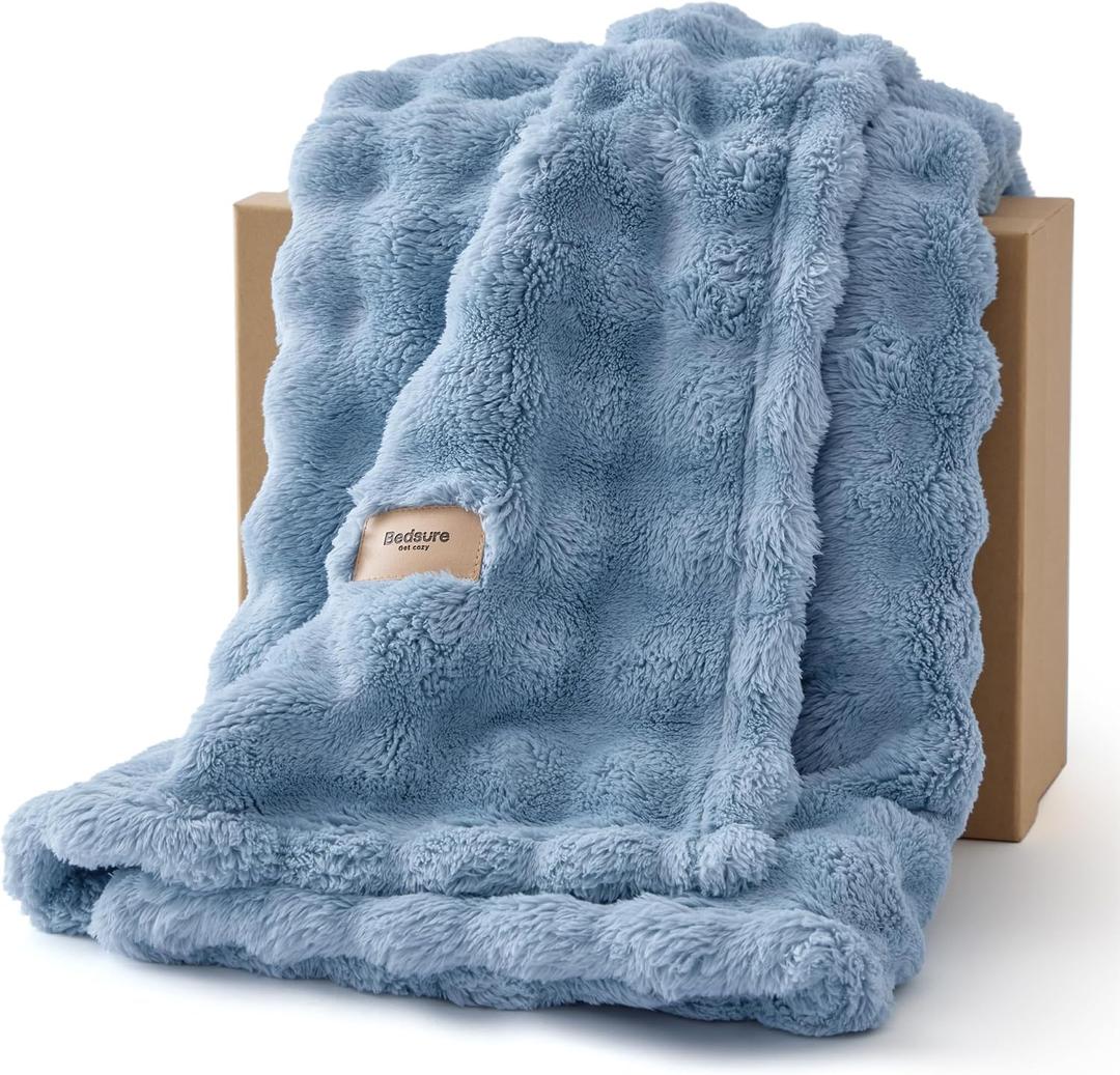 Bedsure 3D Fleece Bubble Blanket for Couch - GentleSoft Blue Spring Throw Blanket for Sofa Bed Room Decor - Luxury Soft Cozy Gifts for Women Girls, Lightweight, All Seasons, Celestial Blue, 50"60"