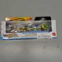 Hot Wheels Toy Cars, RacerVerse 4-Pack of Die-Cast Vehicles Featuring Jurassic World Characters Charlie, Owen, Dilophosaurus & Allosaurus as Drivers