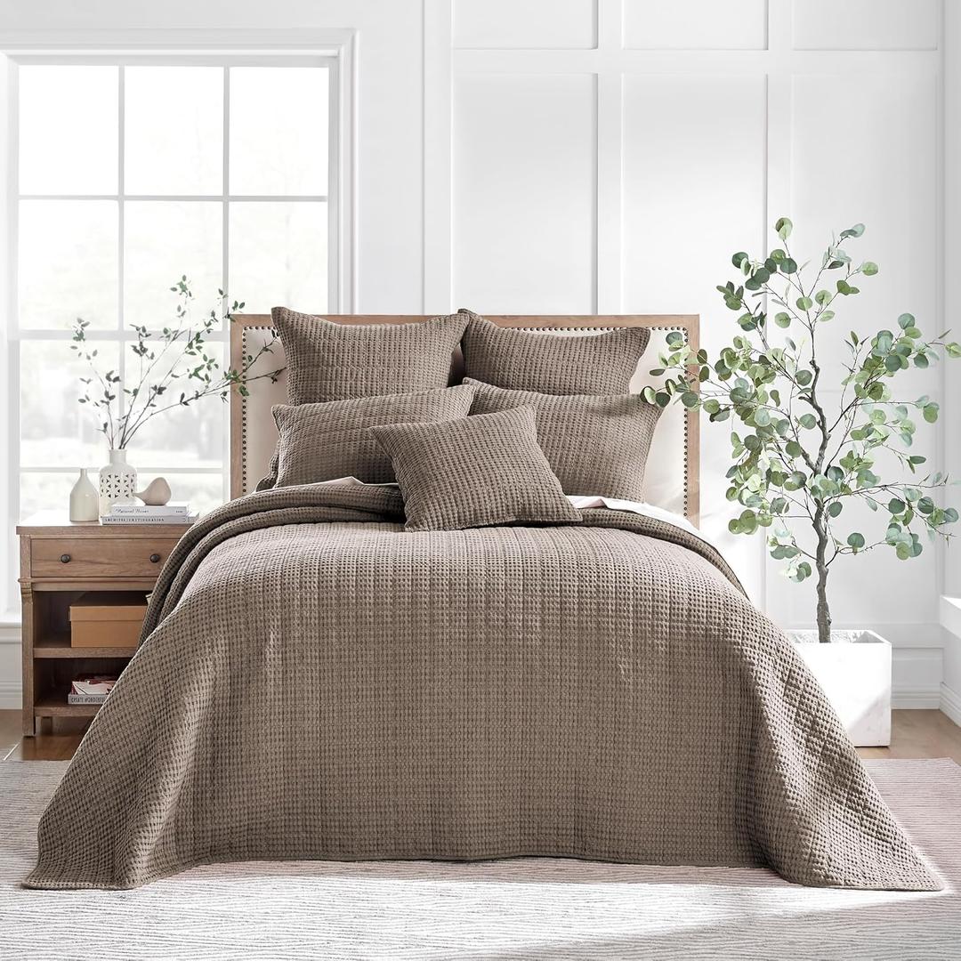 Levtex Home - Mills Waffle - Queen Quilted Bedspread Set - Cocoa Cotton Waffle - Bedspread Size (102 x 118in.), Sham Size (26 x 20in.)