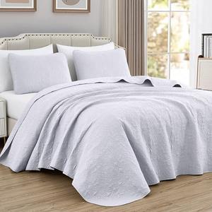 Chezmoi Collection Luca 3-Piece Oversized Bedspread Set, King Size, White - Summer Quilt Lightweight Microfiber Bedspread 118 x 106 - Floral Medallion Pattern Coverlet for All Season