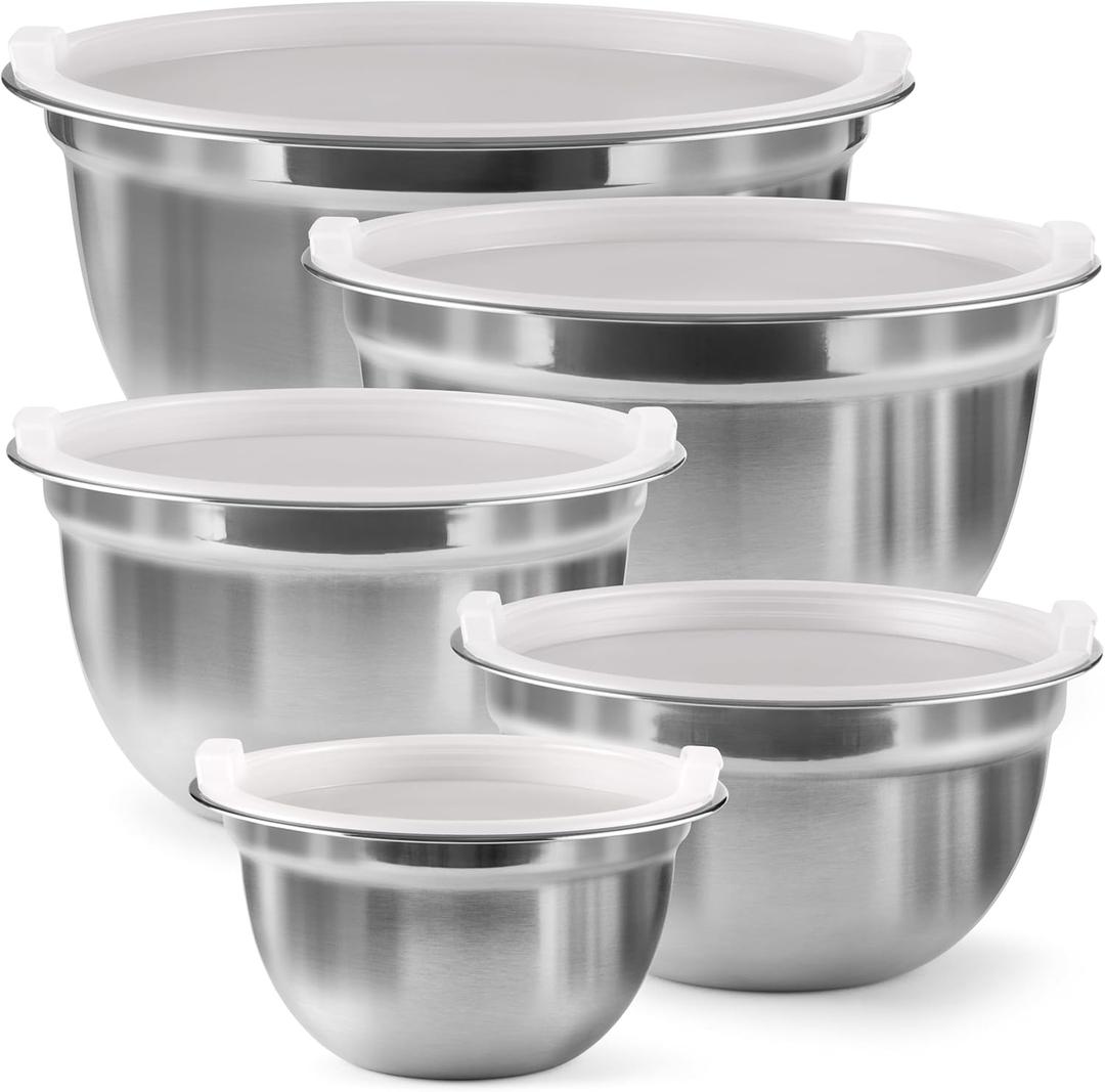 FineDine Stainless Steel Mixing Bowls Set with Lids, Home Kitchen Cooking Essentials Household Must Haves for Baking, 5 Pieces (Silver)