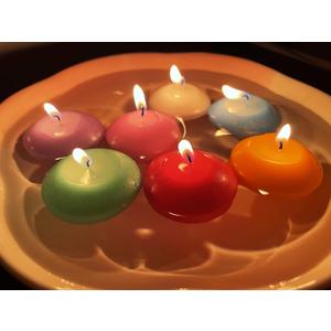 Floating Candles, Multicolor Unscented Tealight Shape Candles with 100PCS Silk Rose Petals, Long Burning Candle Discs for Weddings, Anniversaries, Birthdays, Home Decoration,Spa,Relaxation,7PACK