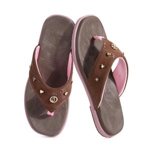 ONCAI Women's Flat Flip Flops Size 8 Summer Trendy Dressy Beach Cute Pool Vacation Essentials Sandals Studded Faux Leather Brown/Pink Walking Rivet Sandalias with Waterproof Outdoor Rubber Sole