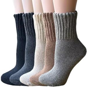 Yoicy Womens Super Thick Wool Socks - Soft Warm Comfort Casual Crew Winter Socks (Pack of 3-5), Multicolor (One Size)