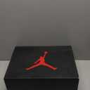 Jordan 5 Retro
Satin Bred Size 12