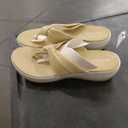 Vilanva Women's Platform Flip Flops Cushioned Walking Sandals with Arch Support for Plantar Fasciitis Relief Lightweight Non-Slip Shoes for 2026 Summer Outfits (9, Beige)