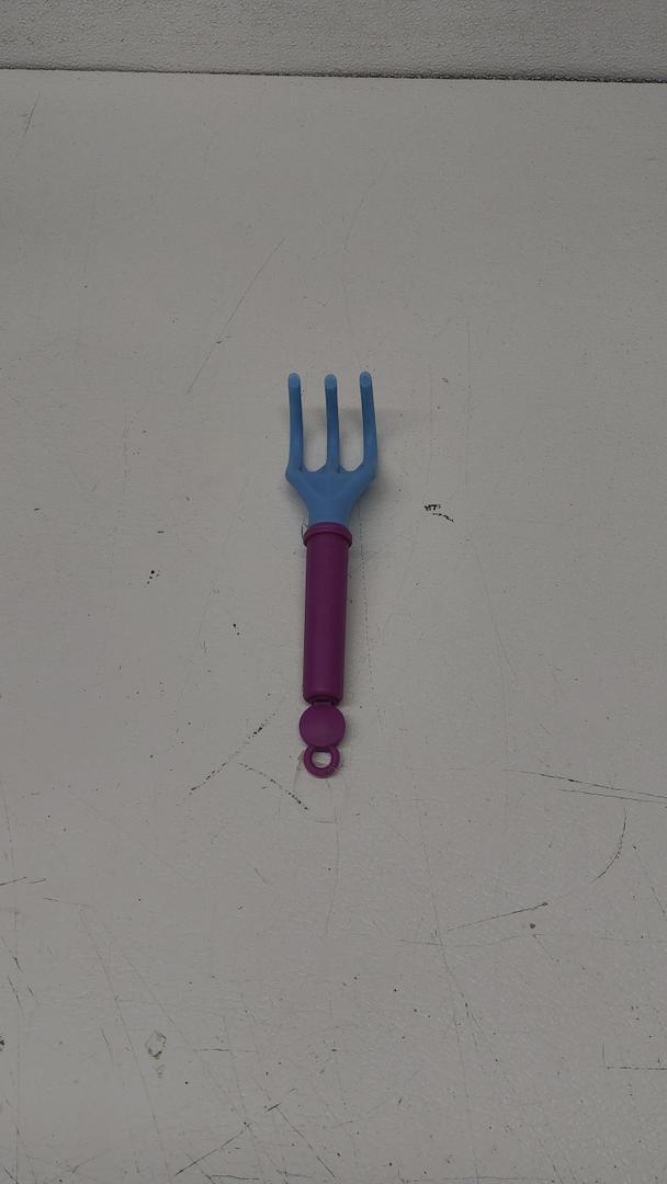 lMidwest Quality Gloves Nickelodeon Paw Patrol Girls Kids Plastic Garden Cultivator, PWG411K, Toddler, purple blue