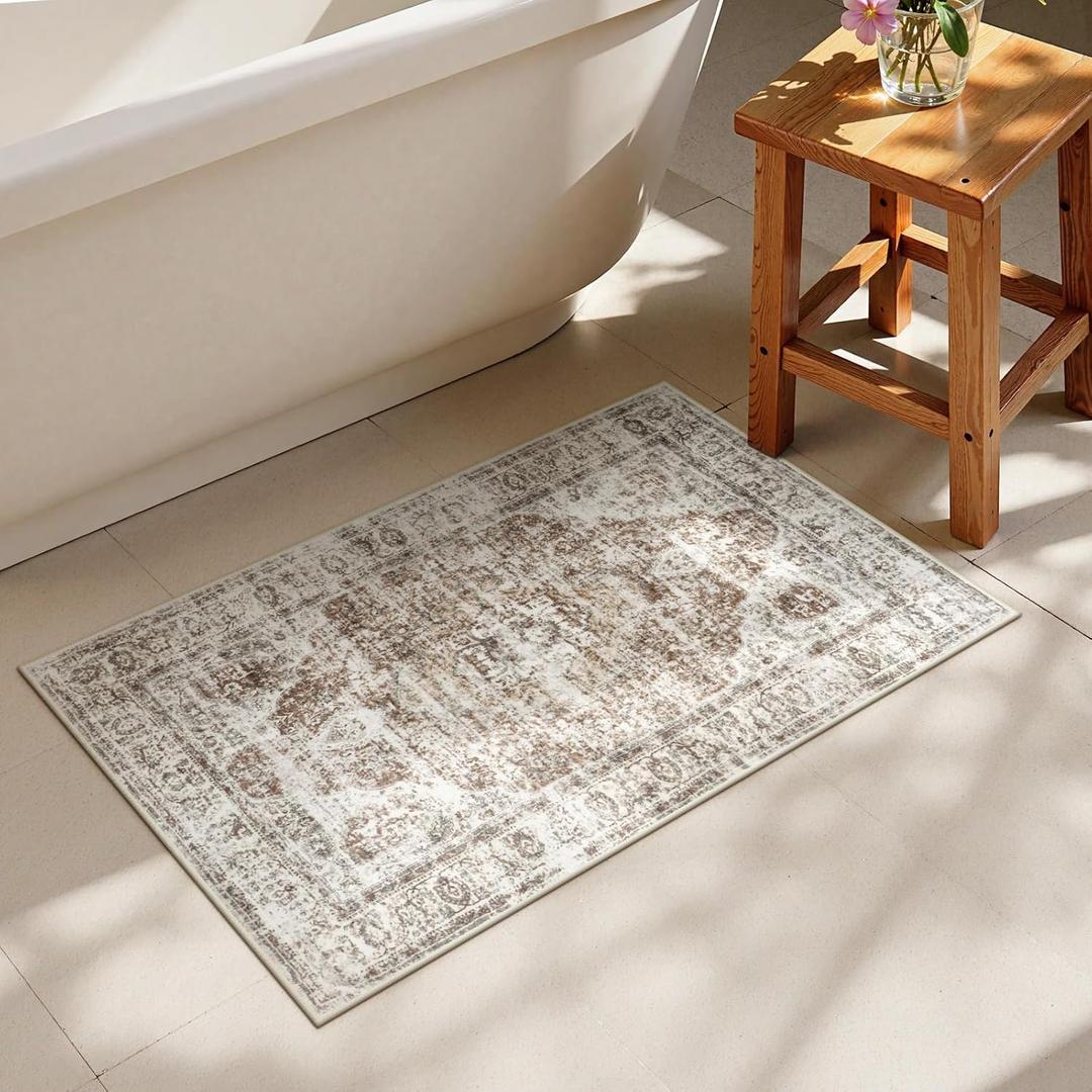 Uphome Boho Bathroom Rugs, Distressed Farmhouse Khaki Bath Mat, Comfy Velvet Small Bath Rugs Non Slip Washable, Vintage Oriental Toilet Rug for Sink Shower Vanity, 20x32 inch (Khaki/Red Brown)