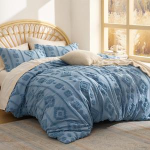 Bedsure Boho Tufted Blue Comforter Set Queen Size, GentleSoft™ 3 Pieces Boho Farmhouse-Style Decor Bedding, Exquisite Bedding for All Seasons, 1 Bed Comforter, 2 Pillow Shams, 90x90 Inches