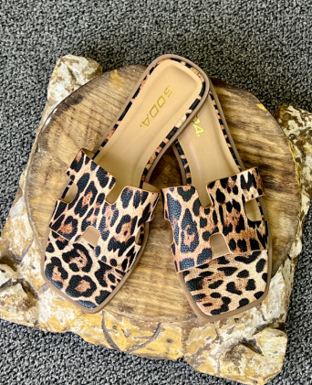 Soda Women Slip-On Sandals H-Band Flip-Flops Slides Square KNIT Leopard Cheetah, Size 8.5