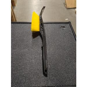 Bigfoot Deluxe Snowbrush and Ice Scraper – 21”