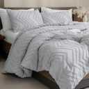Andency Silver Grey California King Size Comforter, Cal King Boho Grey Soft Warm Bedding Comforter Sets, 3 Pieces Cali King Chevron Tufted Aesthetic Microfiber Comforter Set (California King (104*96 in))