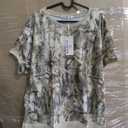 ECOWISH Camo Shirt for Women Maple Leaf Print Short Sleeve Crewneck T-Shirts Summer Oversized Tee Shirts Streetwear  XL