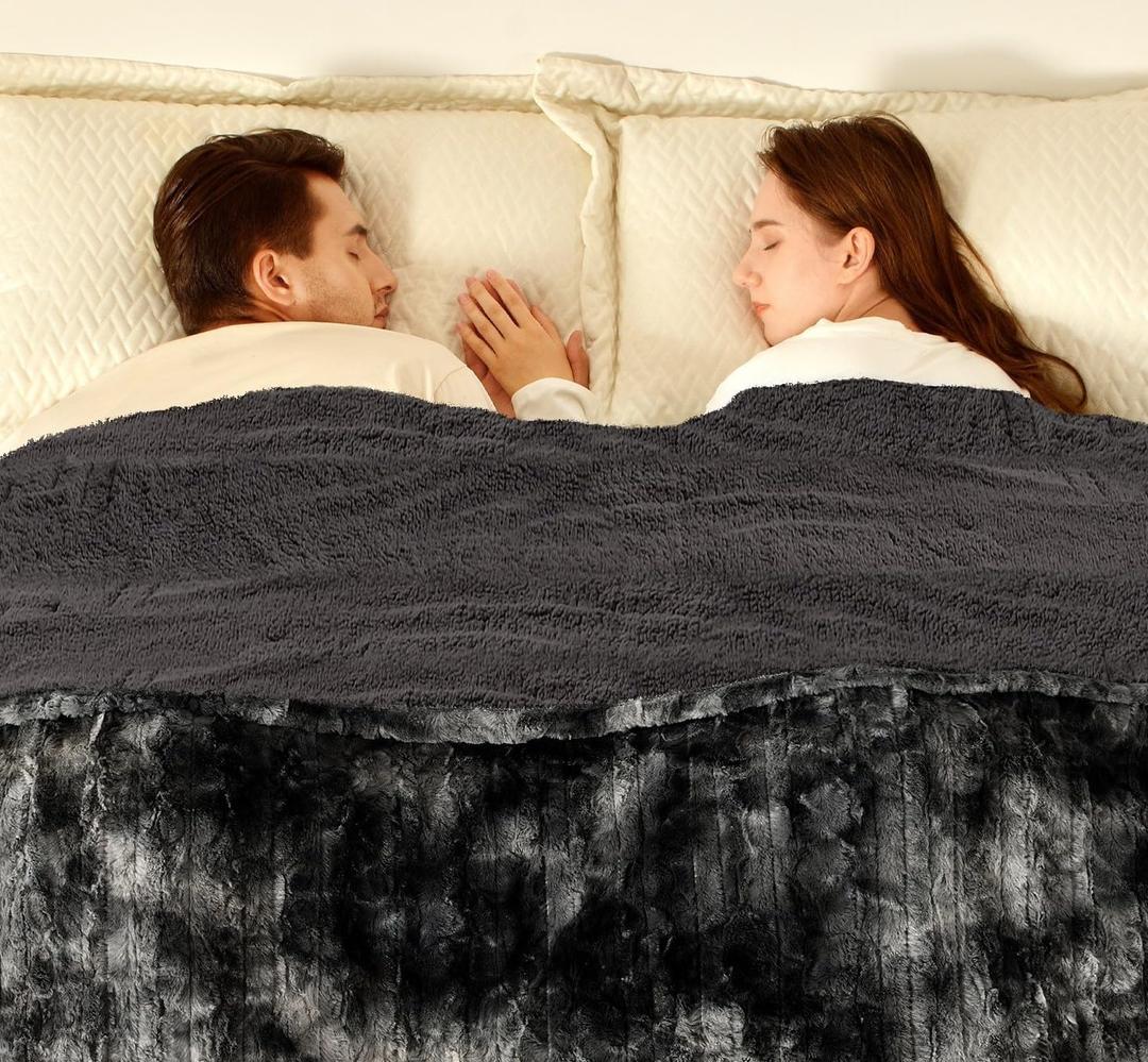 Bearhug Electric Blanket King Size 100"x 90", Dual Controllers Heated Blanket, Reversible Faux Fur & Sherpa, Over-Heat Protect, 10 Heating Levels, ETL, Machine Washable (Marble Black)