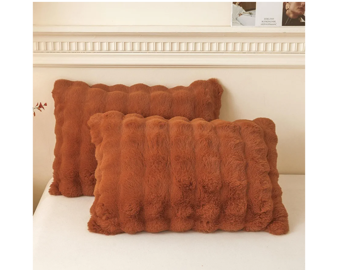 LIFEREVO 2 Pieces Fluffy Faux Rabbit Fur Pillow Cases, Luxury Soft Plush Shaggy Bubble Pillowcases Standard Size with Zipper, Furry Fuzzy Long Pillow Shams Adult Girls Kids Teens 20x26, Burnt Orange