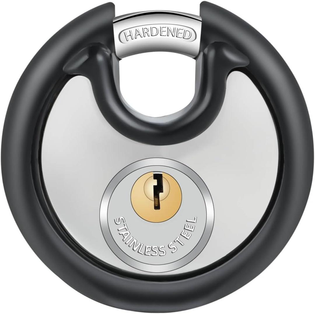 DAYGOS 3/8-Inch Shackle Outdoor Padlock with 3 Keys for Storage Unit (1 Pack, Rubber Bumper)