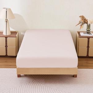 Amazon Basics Soft Fitted Sheet, Lightweight Bottom Sheet, 14-Inch Deep Pocket, Durable and Long Lasting, Easy Care, Queen, Pink, Pack of 2