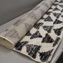 JONATHAN Y Aisha Moroccan Triangle Geometric Cream/Black Indoor Area Rug, 4x6, Contemporary, Modern, Easy-Cleaning for Living Room, Bedroom, Kitchen, Pet Friendly, Non-Shedding (MOH206A-4)