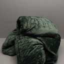 RECYCO Luxury Velvet Quilt Set King Size Bedding Sets, Ultra Soft Velvet Comforter Set, Lightweight Channel Box Stitch Oversized Bedspread Coverlet for All Season, with 2 Shams, Emerald Green