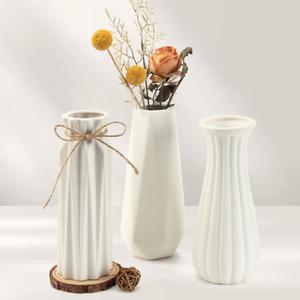 Ruckae 8 Inch Matte Ceramic Vases Set of 3 White Unglazed Vase Vintage Flower Vases for Wedding Dinner Table Party Office Centerpieces