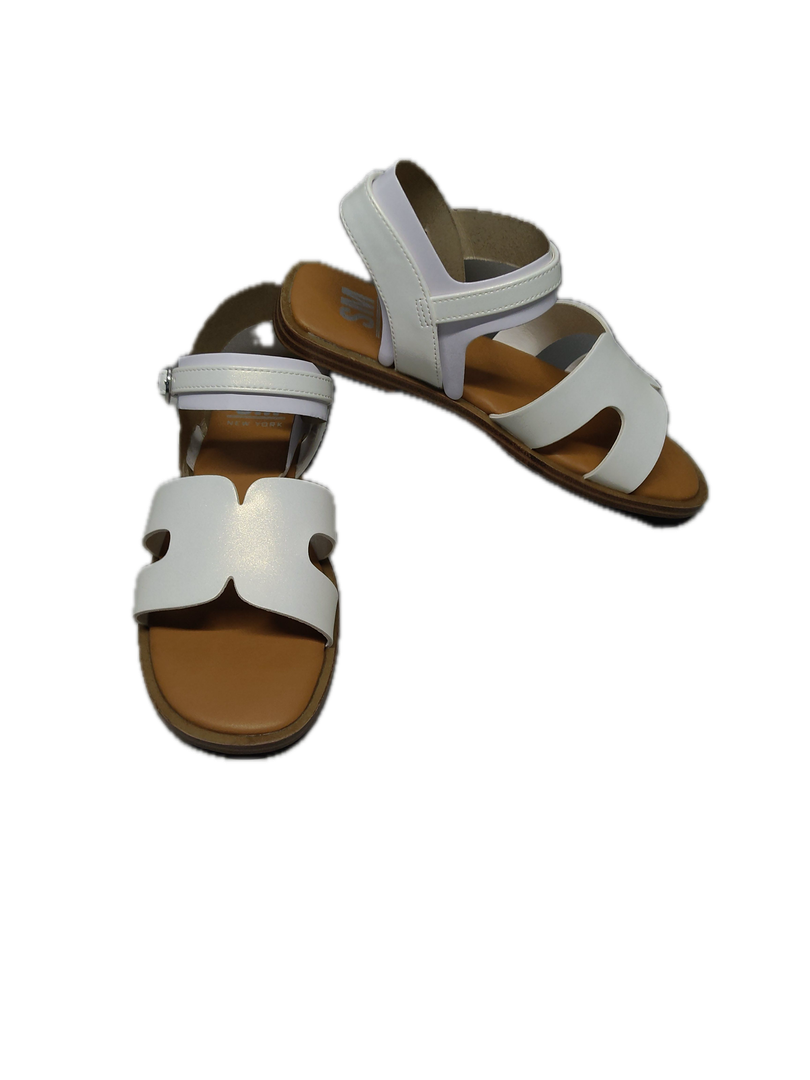 SM NEW YORK WHITE SANDALS KIDS, SIZE 4