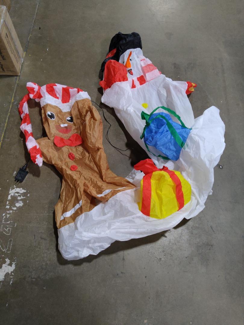 Christmas Inflatable Decoration  Happy Friendship Gingerbread Man & Snowman with Build-in LEDs Blow Up Inflatables forXmas Party Indoor, Outdoor, Yard, Garden, Lawn Winter Decor.