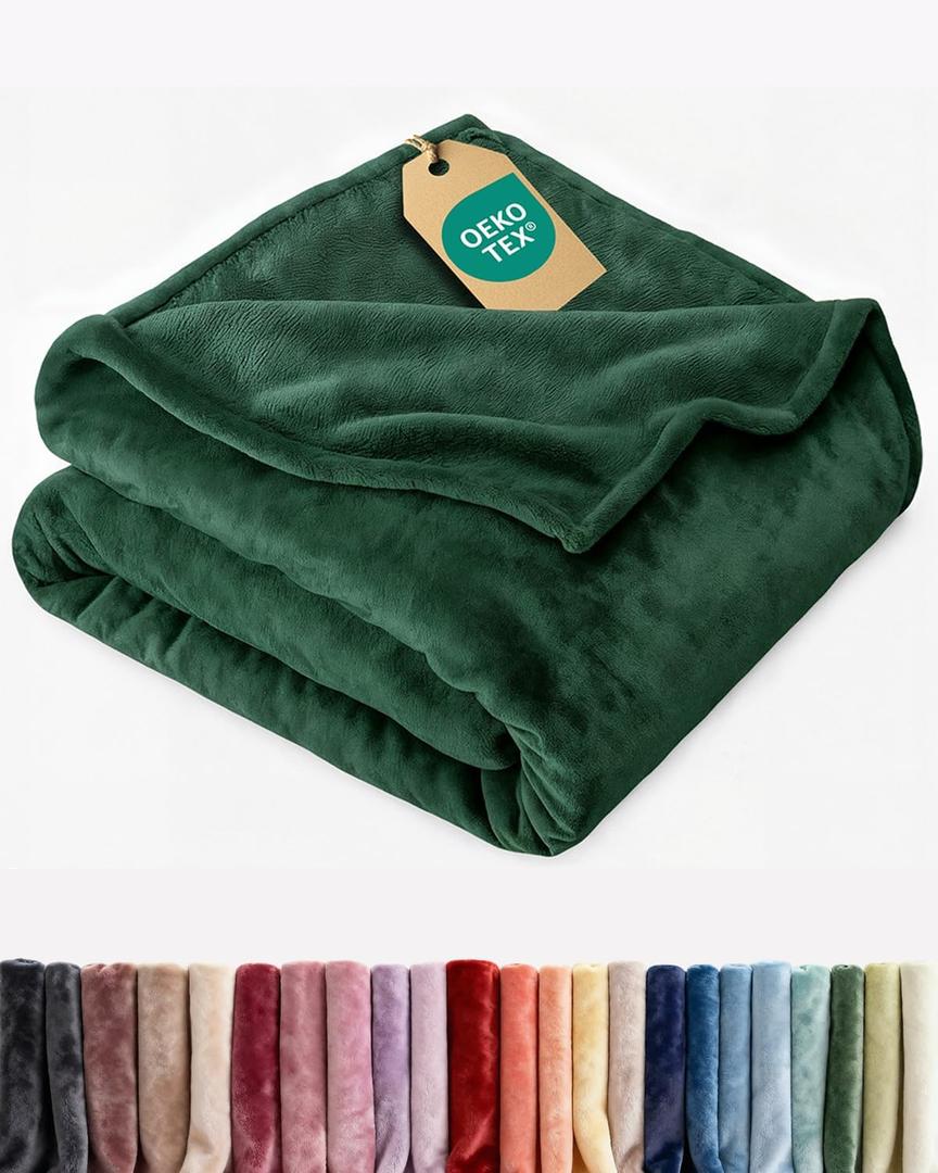 Ultra Soft Fleece Blanket Throw Size - Flannel Fleece Luxury Throw Blanket - Lightweight for Couch Bed Chair - Thick, Warm & Breathable - All Season Cozy Anti-Static Microplush Bedding, Forest Green