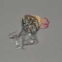 VCEPJH Betta Resting Spot 4 Pcs Shell Bed Toys for Aquarium Betta Hammock with Suction Cups Small Fish Natural Spawning Grounds Breeding Fish Tank Accessories Decorations (2 Pcs Scallops + 2 Pcs Oysters)