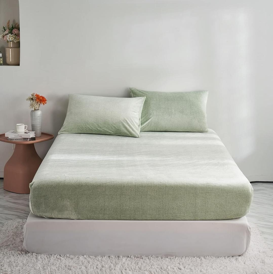 1 Pack Sage Green Plush Velvet Full Fitted Sheet Only, Ultra Soft Shaggy Fleece Fitted Bottom Sheet with 16" Deep Pocket, Warmth Fuzzy Sherpa Velvet Mattress Protector for Fall Winter Spring