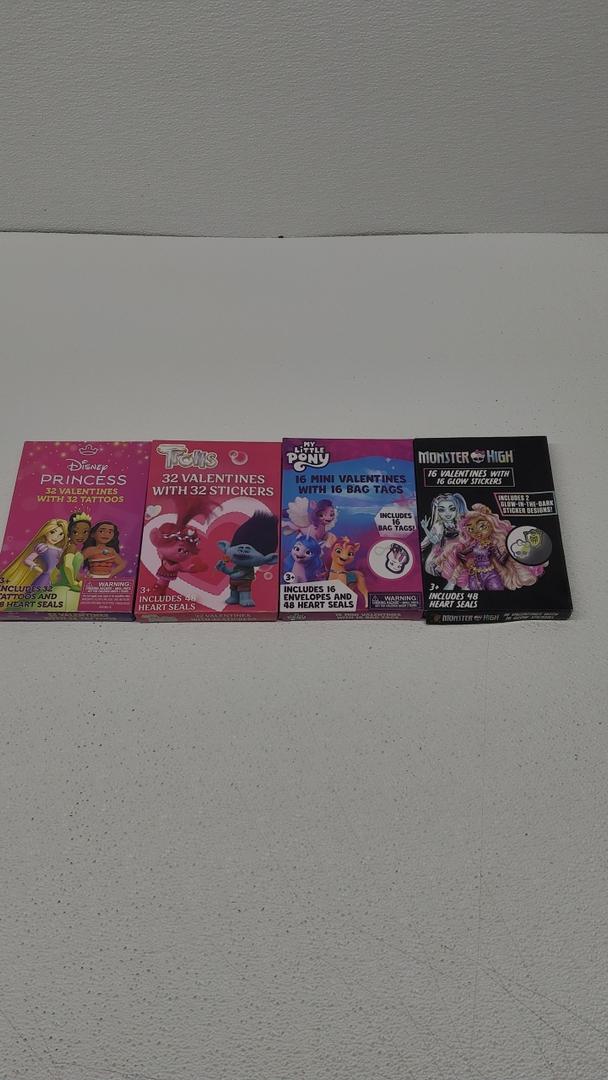 Children Various Valentines Cards 4 Pk