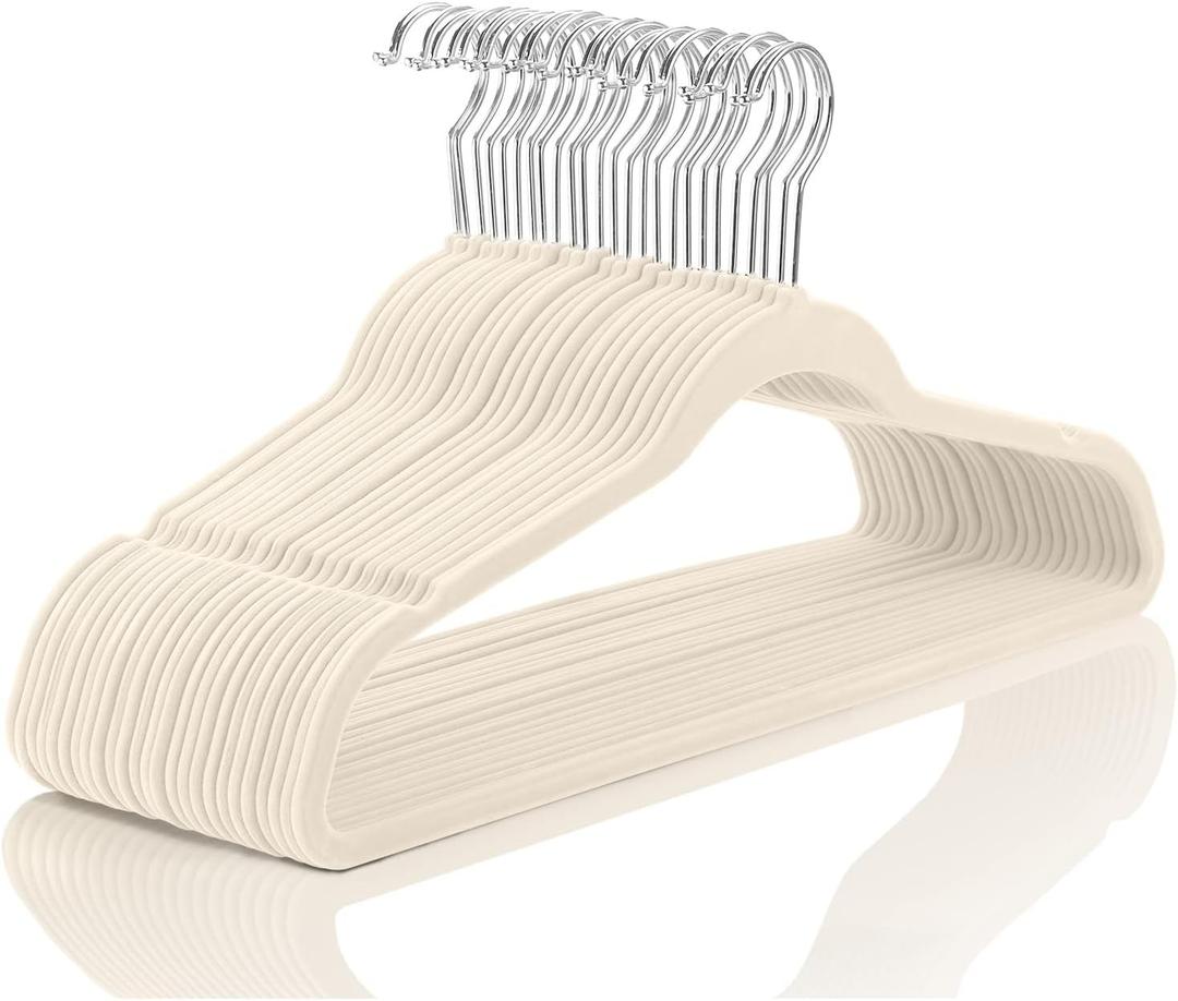 MIZGI Premium Velvet Hangers (50 Pack) Heavyduty - Non Slip Felt Hangers - Velvet Suit Hanger Ivory - Chrome Hooks,Space Saving Clothes Hanger