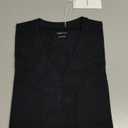 Everlane Women's The Slim V-Neck Tee in Essential Cotton (Black, Small)