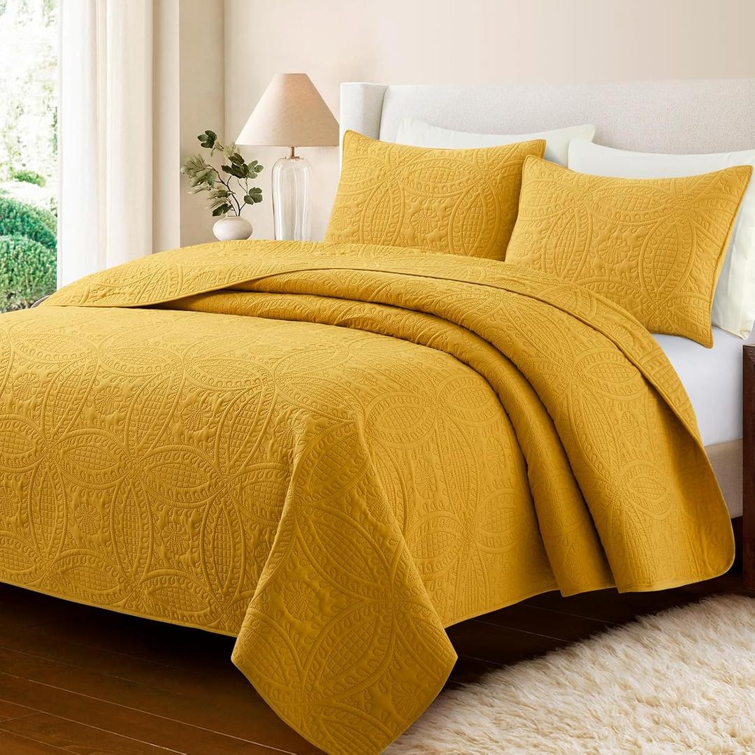 Safonory Quilt Set California King Size(118"x106", Mustard Yellow) - Summer Thin Soft Coin Pattern Quilted Bedspread for Cal King Bed - 3 Pieces Lightweight Coverlet Bedding Set(1 Quilt, 2 Shams)