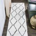 JONATHAN Y Catala Moroccan Diamond Shag White/Gray Runner Rug, 2x8, Bohemian, Contemporary, Easy-Cleaning for Living Room, Bedroom, Kitchen, Pet Friendly, Non-Shedding (MOH405A-28)