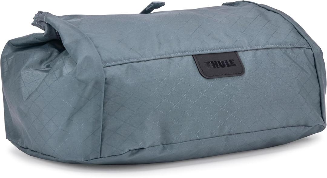 Thule Travel Shoe Bag, Fits up to US Size 13 / EU 48, Compression Strap, Magnetic Closure