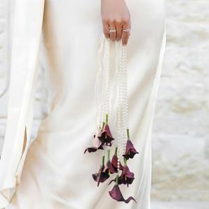 Novabright White Rose Bridal Bouquet with Pearl Handle, Bridal Pearly Bouquet with Flowers with Pearl Bead for Wedding Party Church Bridesmaid (Dark Purple Calla Lily)