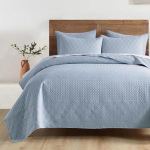 HORIMOTE HOME Light Blue King Size Quilt Set - Soft Microfiber Bedspread with 2 Shams, Lightweight & All-Season Geometric Coverlet for Cozy Bedding