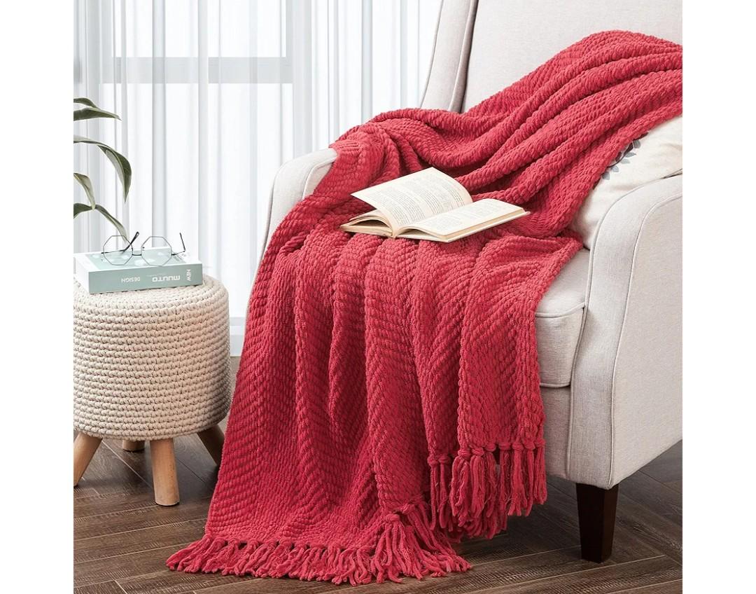 Throw Blanket for Couch Soft Knitted Textured Couch Cover Tweed Blanket with Fringe Tassel for Home Décor Bed Sofa Chair, 50" x 60", Christmas Red