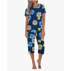 Ekouaer Women's Sleepwear Capri Pajama Sets Short Sleeve Two-Piece Pjs V Neck Tops & Capri Pants with Pockets Size L