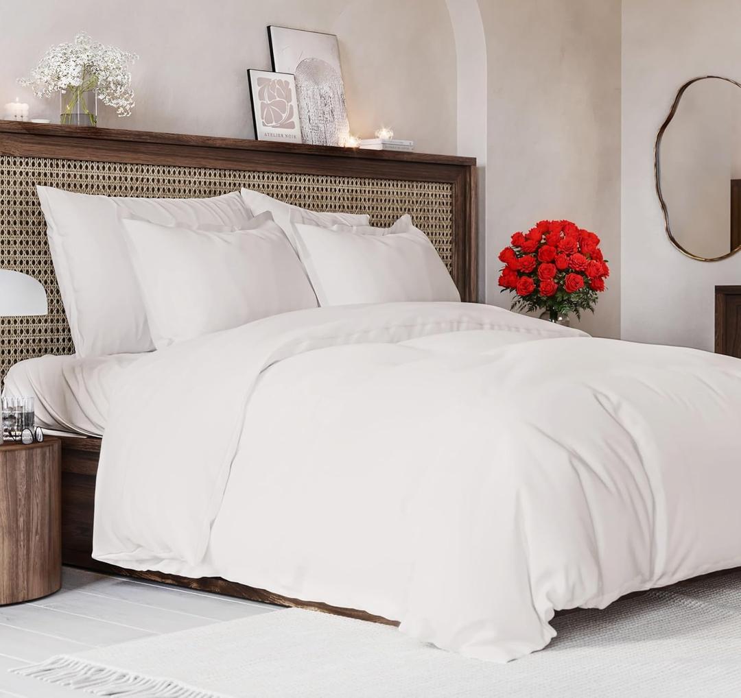Duvet Cover Queen Size Set - Extra Soft Queen Size Duvet Cover 90 x 90 with 2 Pillow Shams - Hotel Luxury Easy Care & Fade Free w/Zipper Closures & Ties - Comfy Breathable Bedding Set (Antique White)