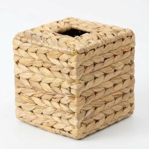 Rattan Tissue Box Cover, Square Wicker Tissue Box Holder, Handwoven Boho Decorative Cube Napkin Box, Rustic Water Hyacinth Tissue Holders for Bathroom Office Table Livingroom Local Stock (1 Pack)
