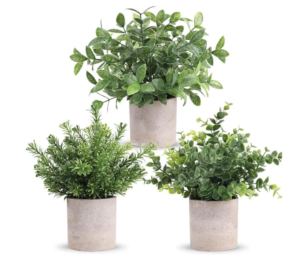 Der Rose 2 Pack Mini Potted Fake Plants Artificial Plastic Eucalyptus Plants Topiaries for Home Office Desk Farmhouse Shelf Room Bathroom Decor (Green)