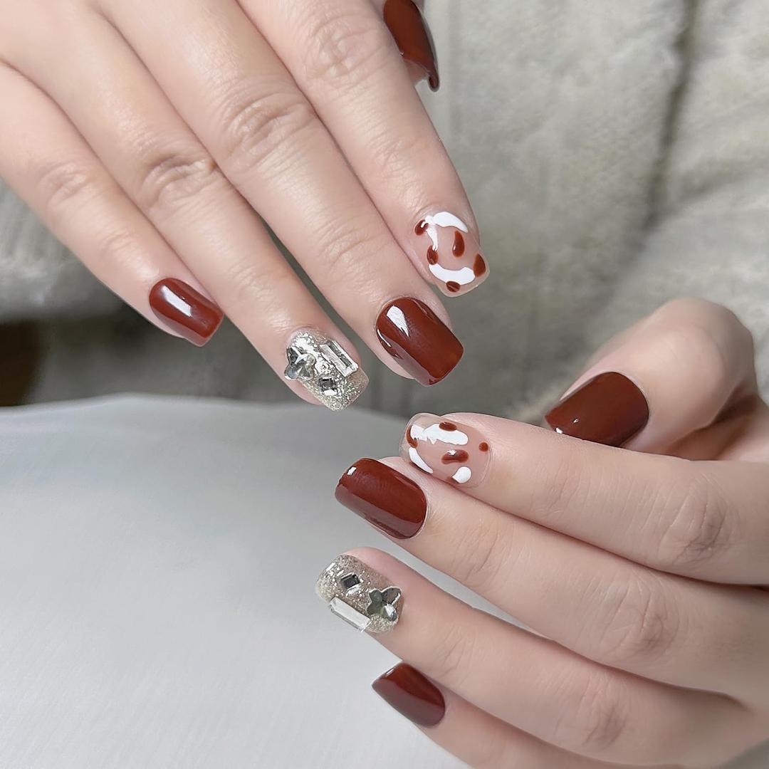 Soovbk Short Square Press on Nails, Handmade Press on Nails, Red Leopard with Flash Rhinestone Design, Professional Hand-Painted Nail Design 10 pcs Set (Size Medium)