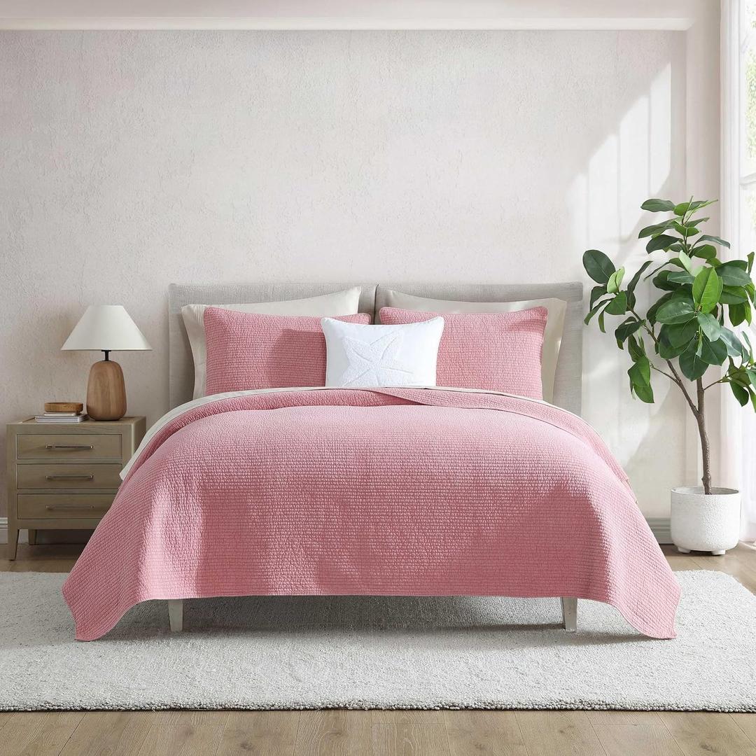 Nautica - King Quilt Set, Soft & Reversible Cotton Bedding with a Smooth Finish, 3 Piece Coastal Bed Set with Matching Pillowcases (Seashore Stitch Pink)