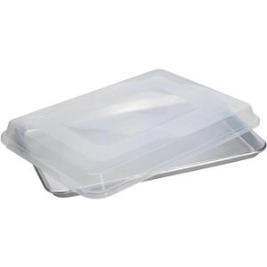 Nordic Ware Naturals Quarter Sheet with Lid