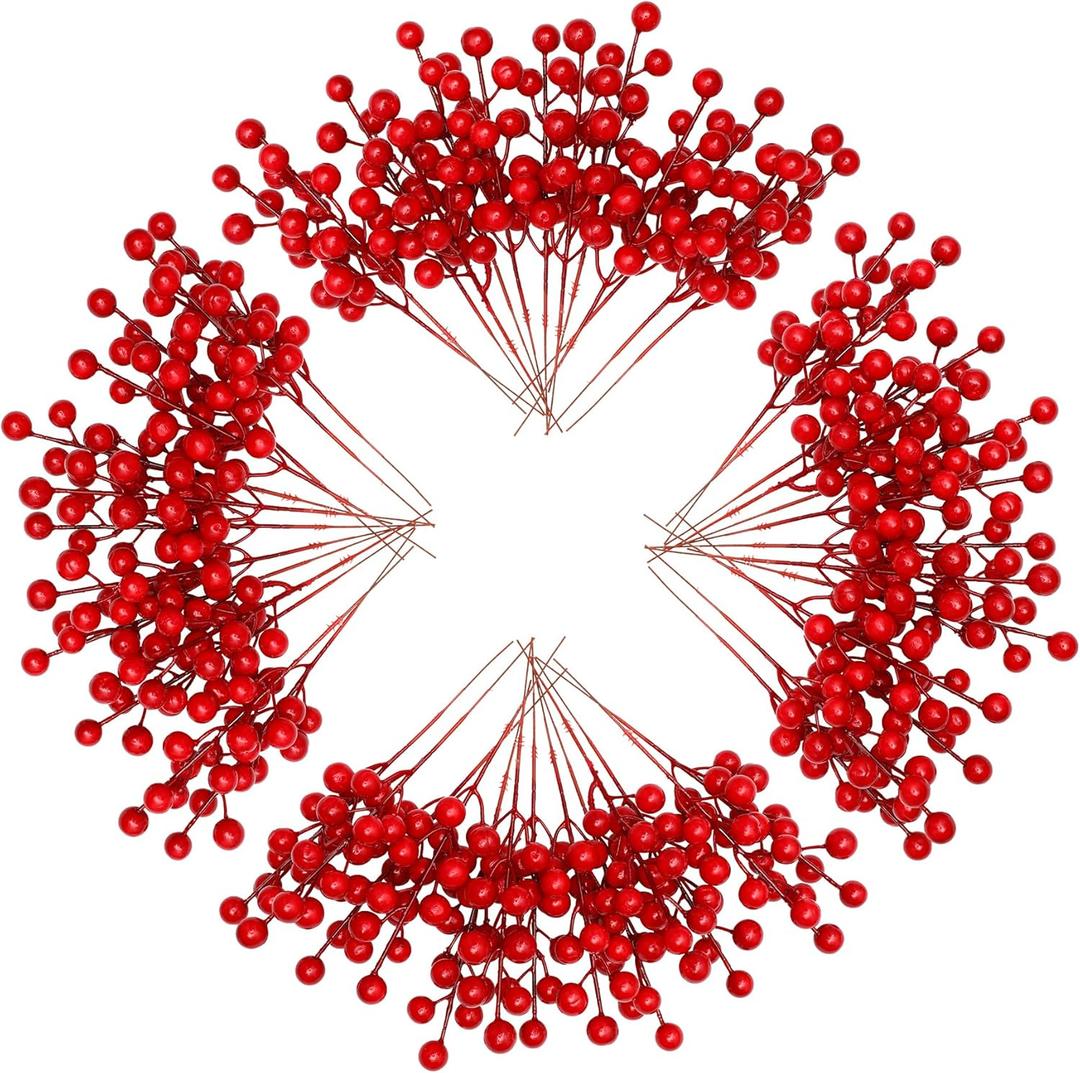 Kisflower 30 PCS Christmas Artificial Red Berry Stems Fake Holly Berry Pick for Christmas Tree Decorations DIY Crafts Xmas Ornaments Wedding Holiday Home Decor