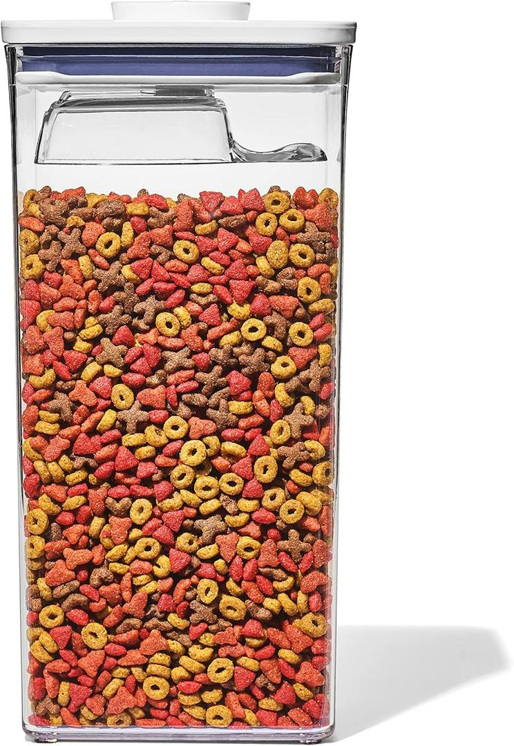 OXO Good Grips Pet POP Container 6.0 Qt/5.7 L with Half Scoop, Ideal for up to 6.5lbs of Dog Food or 4.5lbs of Cat Food, Airtight Dog and Cat Food Storage Container, BPA Free, Clear