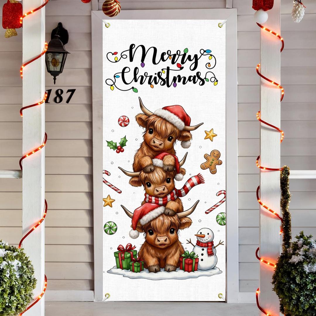 Christmas Highland Cow Door Cover Decoration, Funny Christmas Cute Farm Animal Front Door Photography Background Banner for Porch Indoor Outdoor Winter Holiday Party Decoration, 35 * 79 Inch